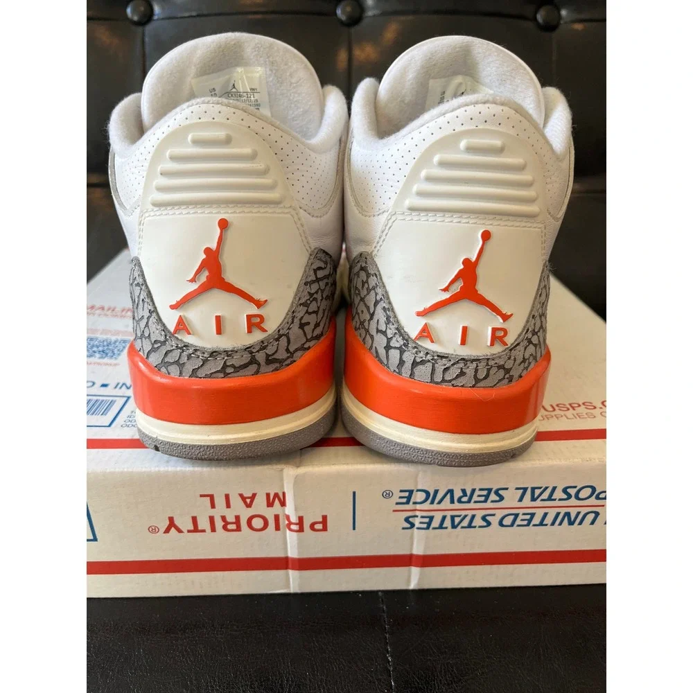 Air Jordan 3‎ Georgia Peach
